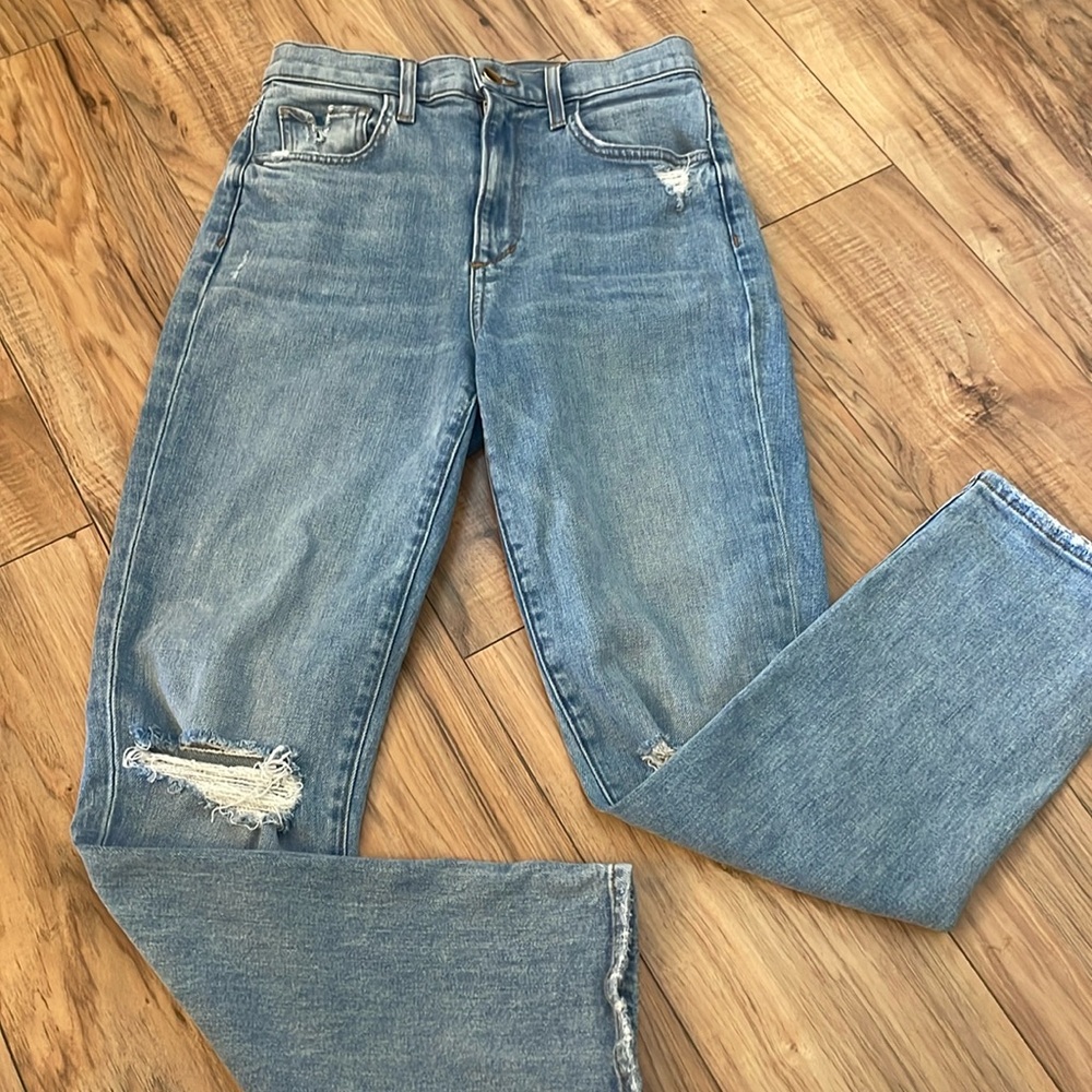 Favorite Daughter skinny distressed jeans sz 26